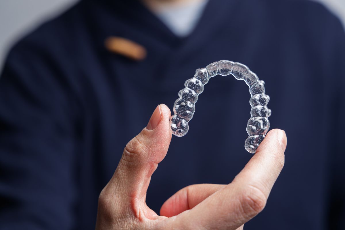 the science behind invisalign: how clear aligners move teeth